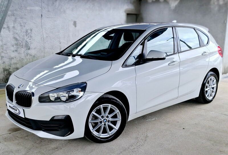Branco Usado 2018 BMW 216 Active Tourer Monovolume | € 15.990 (Preço justo) - Imagem 1/4