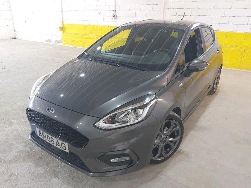 Cinza Usado 2021 Ford Fiesta ST-Line Citadino | € 15.900 (Preço justo) - Imagem 1/4