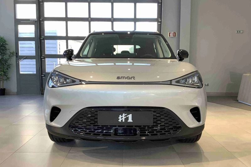 Usado Smart #1 Edition #1 200 kW (272 HP) 2025 Prateado SUV