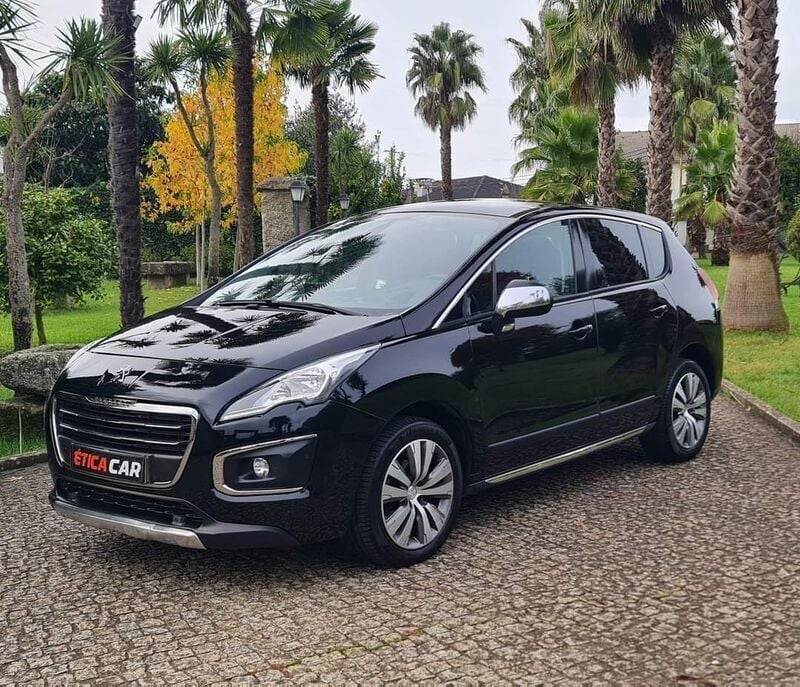 Preto Usado 2015 Peugeot 3008 Allure Carrinha | € 12.999 (Preço justo) - Imagem 1/4