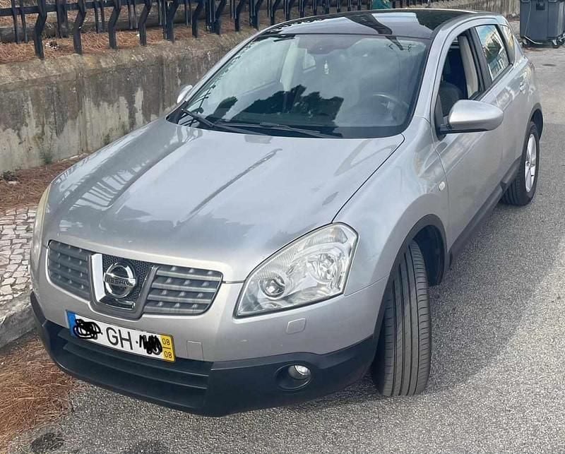Cinzento Usado 2008 Nissan Qashqai SUV | € 4.750 (Super Preço) - Imagem 1/4