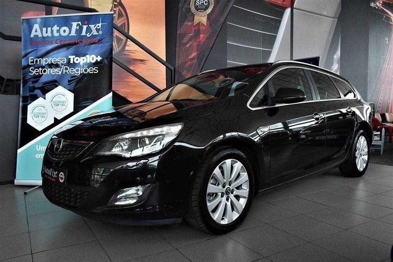 Preto Usado 2012 Opel Astra Cosmo Carrinha | € 9.800 (Preço elevado) - Imagem 1/4