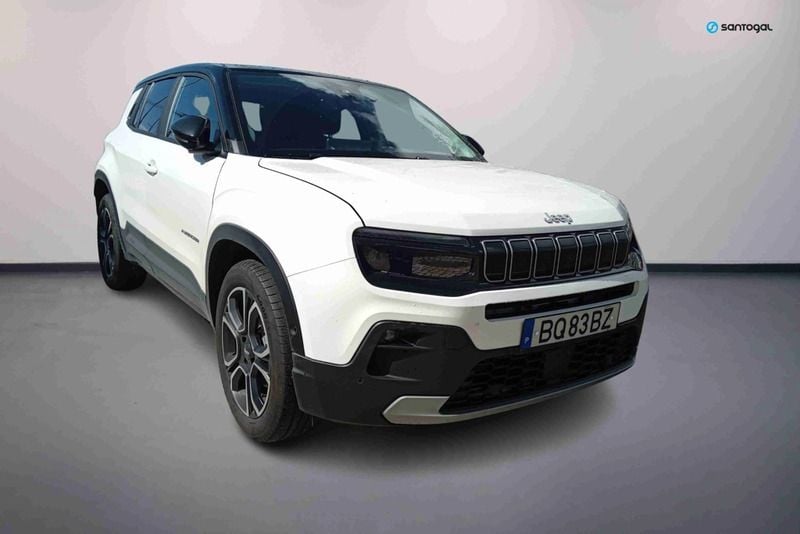 Branco Usado 2025 Jeep Avenger EV Summit SUV | € 33.900 (Preço elevado) - Imagem 1/4