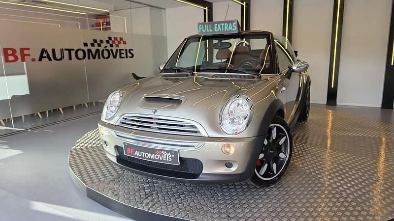 Cinzento Usado 2008 Mini Cooper S Cabriolet Cabrios | € 9.900 - Imagem 1/4