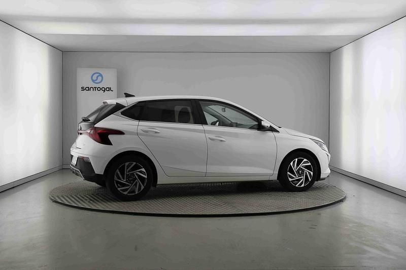 Usado Hyundai i20 Comfort 84 HP (61 kW) 2024 Branco Citadino