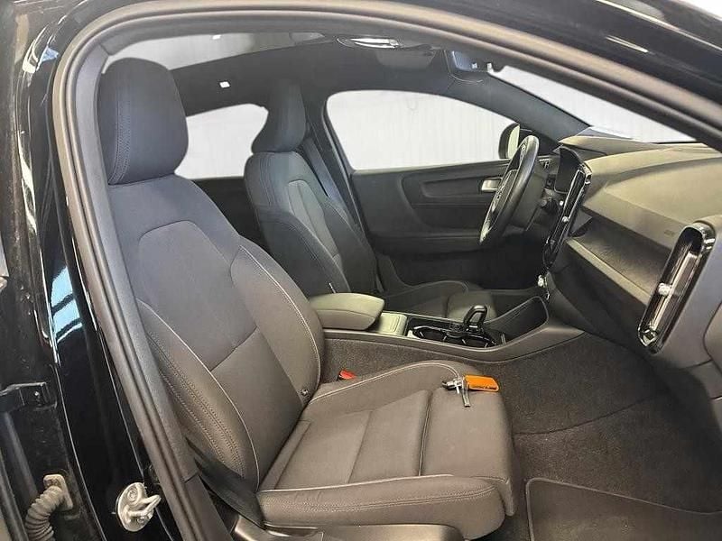 Usado Volvo C40 169 kW (231 HP) 2023 Preto SUV