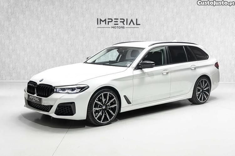 Usado BMW 520 Comfort Edition 190 HP (139 kW) 2022 Branco Carrinha