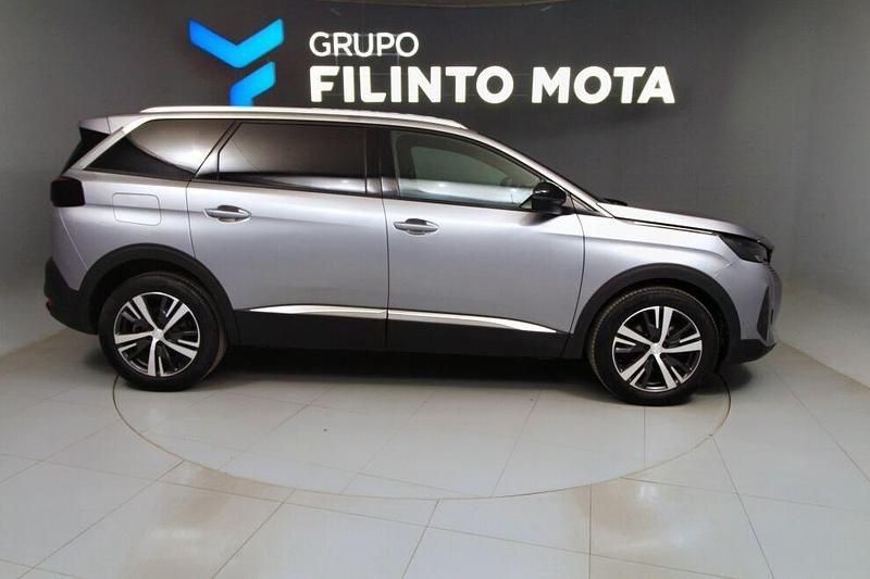 Cinza Usado 2023 Peugeot 5008 Allure | € 26.990 (Preço justo) - Imagem 1/4