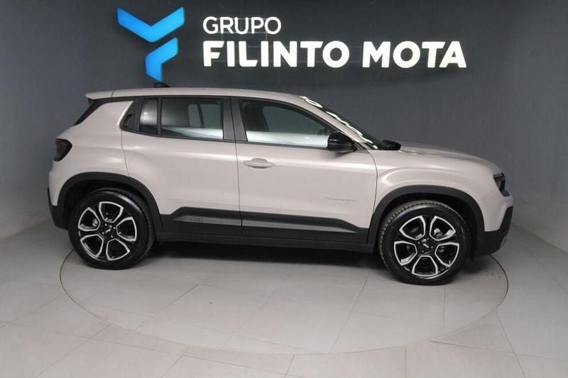 Cinza Usado 2024 Jeep Avenger Altitude SUV | € 22.690 (Preço justo) - Imagem 1/4