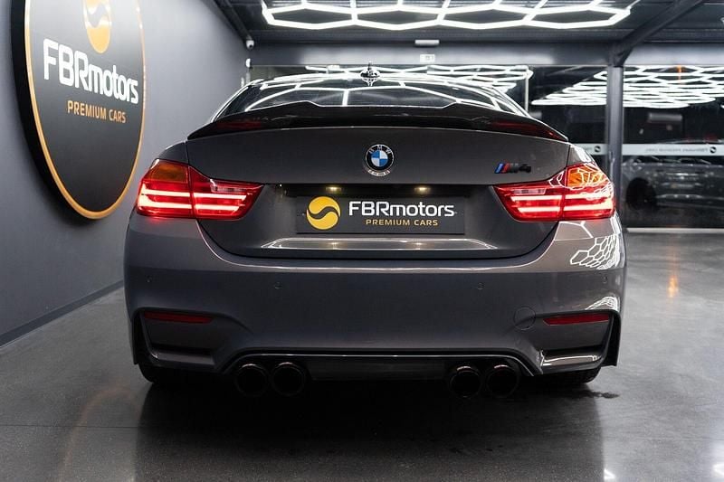 Usado BMW M4 431 HP (317 kW) 2016 Cinza Coupé