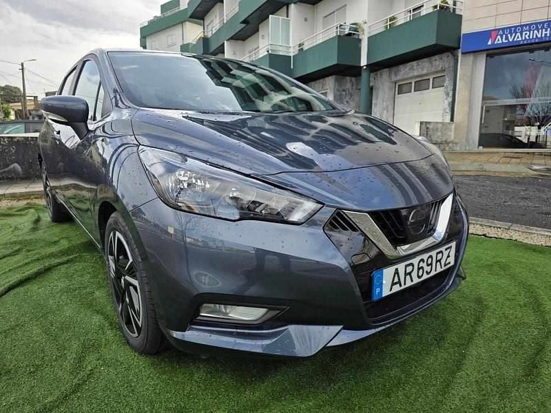 Usado Nissan Micra 92 HP (67 kW) 2022 Cinzento Citadino