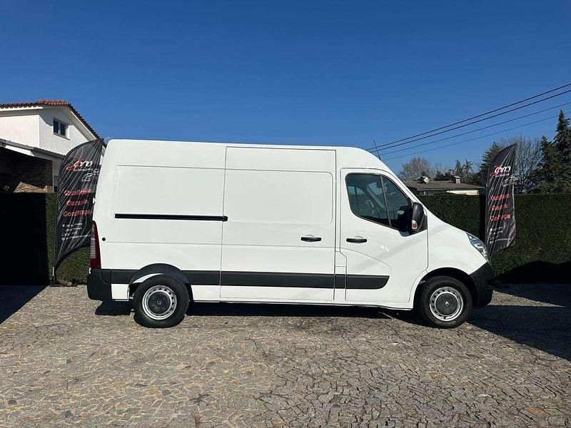 Usado Renault Master 130 HP (95 kW) 2019 Branco