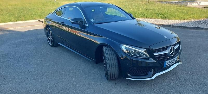 Preto Usado 2017 Mercedes C250 Coupé | € 27.990 - Imagem 1/4