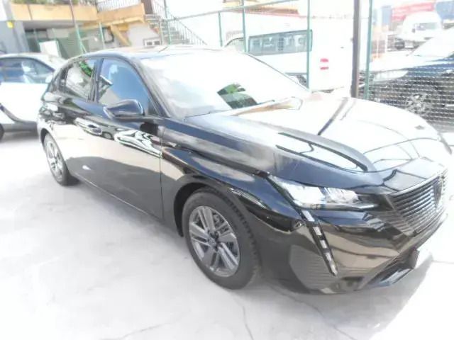 Preto Usado 2022 Peugeot 308 Active Citadino | € 21.000 (Preço elevado) - Imagem 1/4