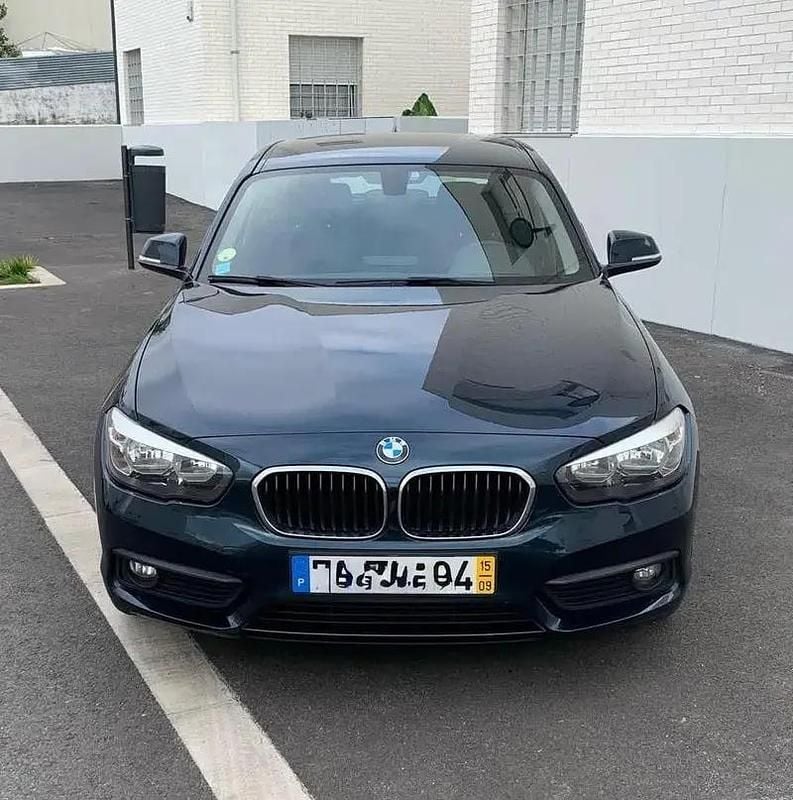 Azul Usado 2015 BMW 116 Efficient Dynamics Citadino | € 13.500 (Preço justo) - Imagem 1/4