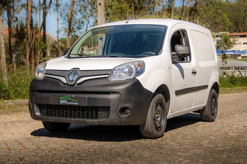 Branco Usado 2019 Renault Kangoo Dynamique Monovolume | € 11.950 (Preço justo) - Imagem 1/4