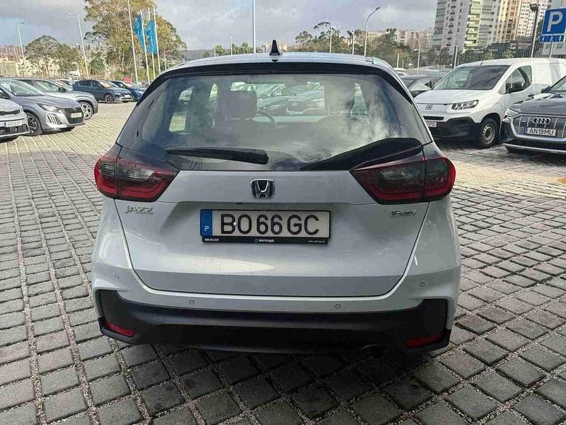 Usado Honda Jazz Elegance 98 HP (72 kW) 2024 Branco Citadino