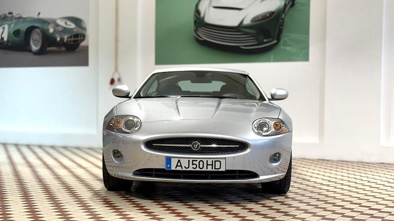 Usado Jaguar XK 298 HP (219 kW) 2007 Cinza Coupé
