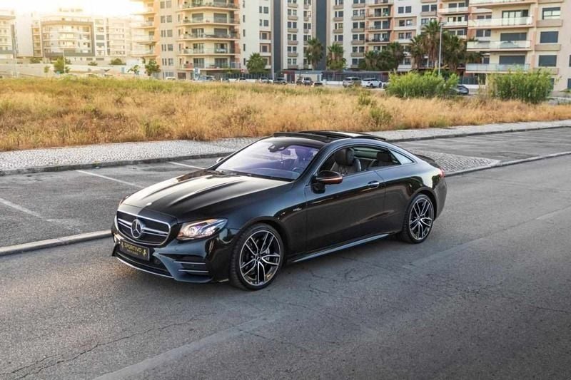 Preto Usado 2019 Mercedes E53 AMG AMG Coupé | € 61.000 - Imagem 1/4
