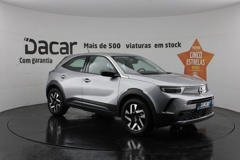 Cinza Usado 2023 Opel Mokka-e Edition SUV | € 21.999 (Bom preço) - Imagem 1/4