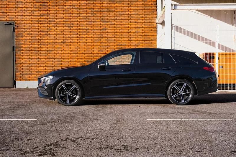 Usado Mercedes CLA250e AMG line 218 HP (160 kW) 2021 Preto Sedan
