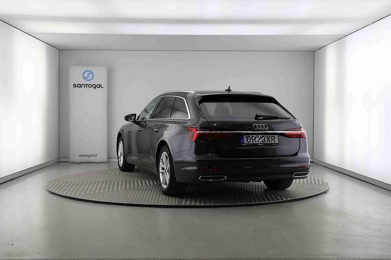 Usado Audi A6 265 HP (194 kW) 2023 Cinza Carrinha