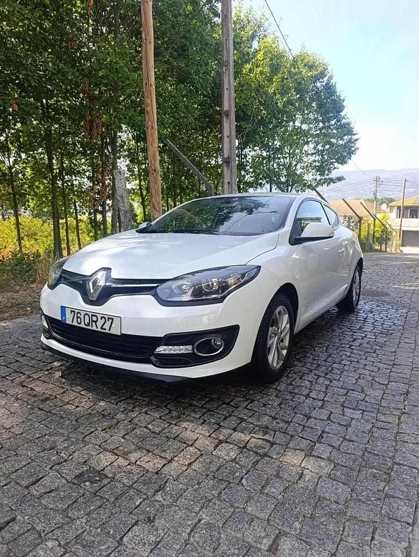 Usado Renault Mégane Cabriolet 110 HP (80 kW) 2015 Branco Cabrios