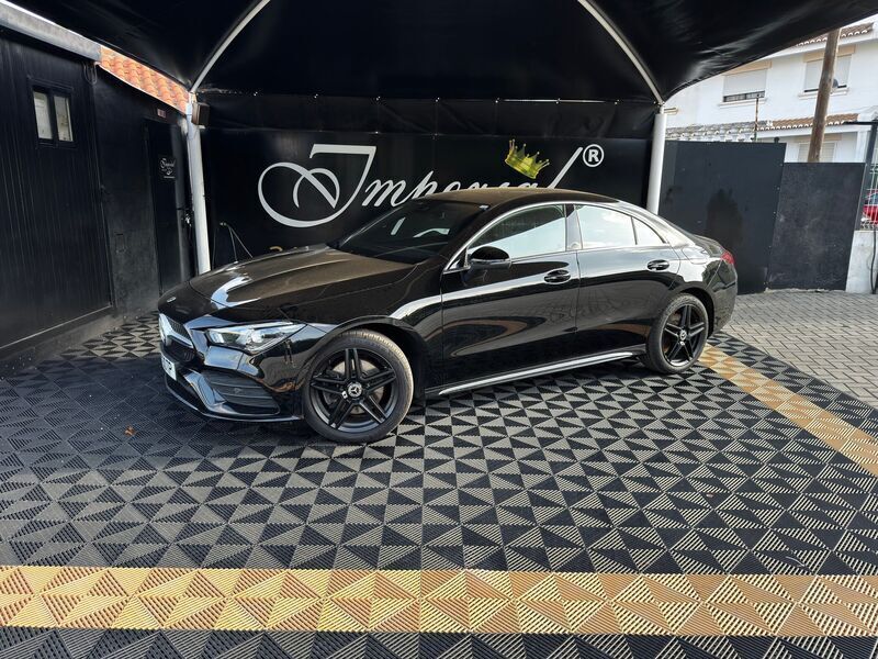 Preto Usado 2021 Mercedes CLA250 AMG line Sedan | € 38.900 - Imagem 1/4