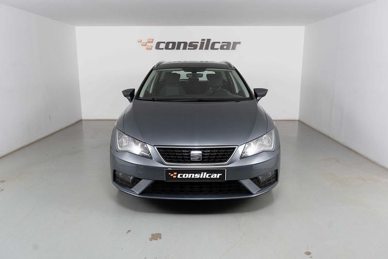Cinza Usado 2017 Seat Leon Style Carrinha | € 12.480 (Bom preço) - Imagem 1/4