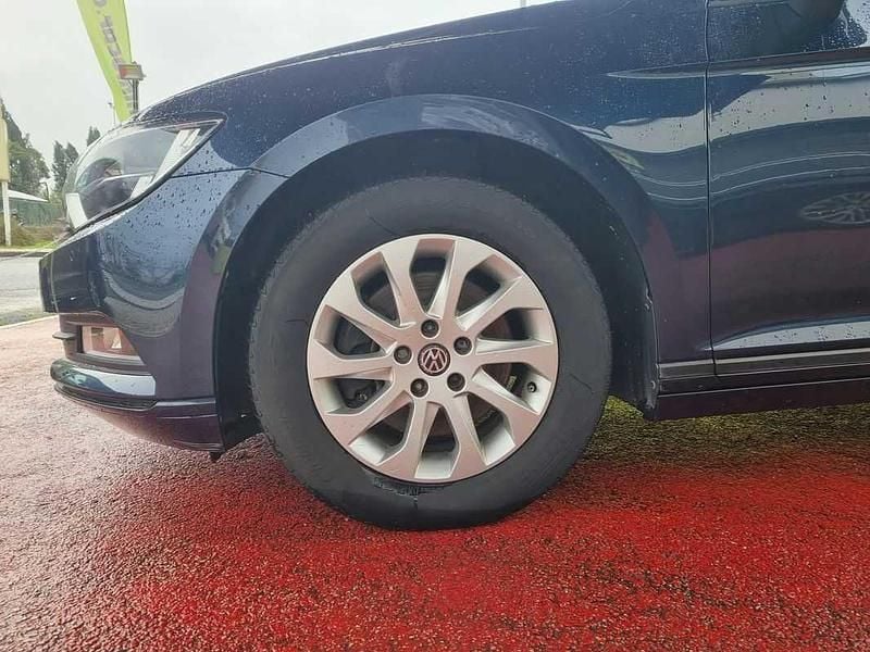 Usado VW Passat 120 HP (88 kW) 2016 Azul Carrinha