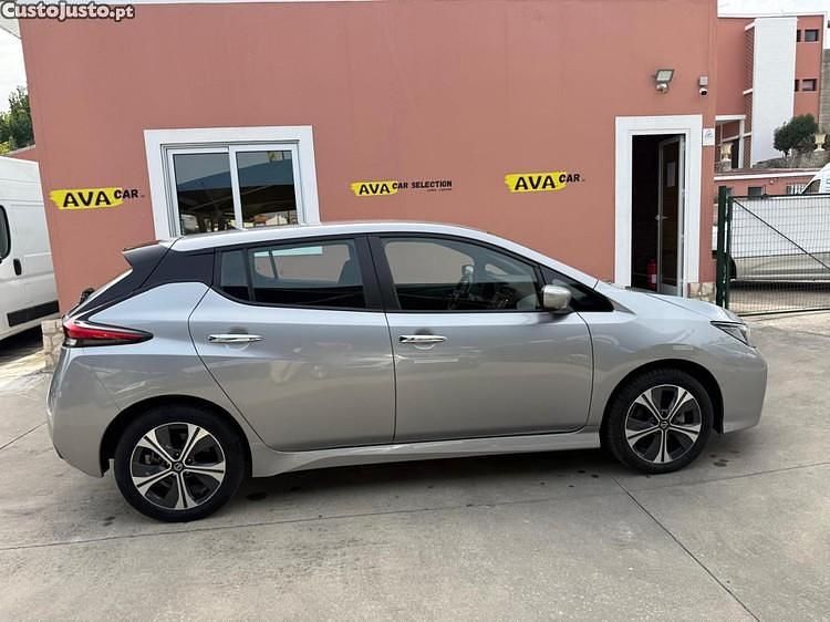 Cinza Usado 2020 Nissan Leaf Acenta Citadino | € 16.990 (Preço justo) - Imagem 1/1
