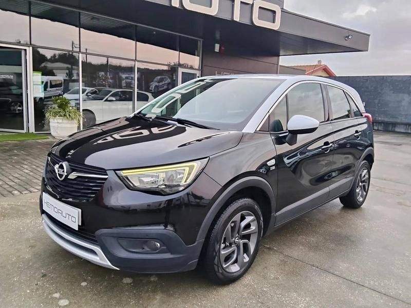 Usado Opel Crossland 110 HP (80 kW) 2019 Preto SUV