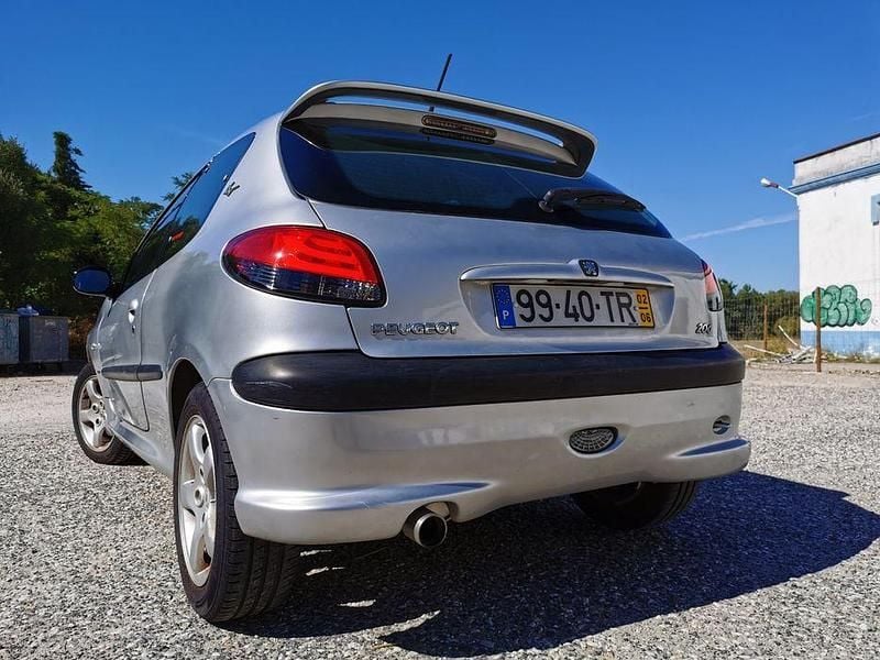Usado Peugeot 206 GTi 110 HP (80 kW) 2002