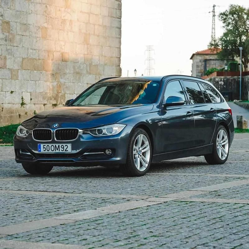Usado BMW 325 218 HP (160 kW) 2014 Cinzento Carrinha