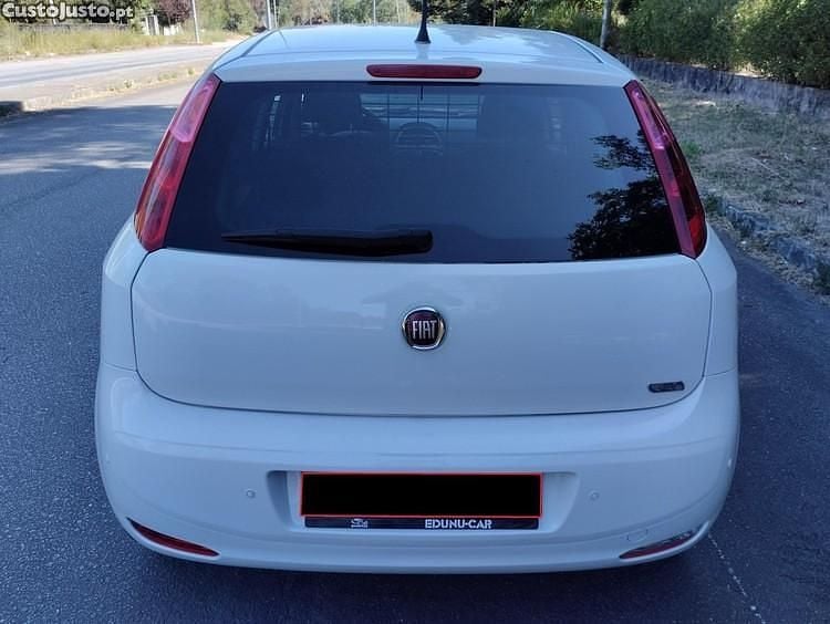 Branco Usado 2019 Fiat Punto Evo Citadino | € 8.750 (Preço elevado) - Imagem 1/1