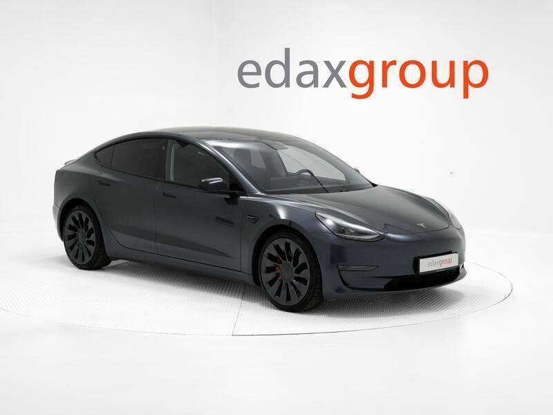 Cinza Usado 2021 Tesla Model 3 Performance Sedan | € 34.990 (Preço justo) - Imagem 1/4