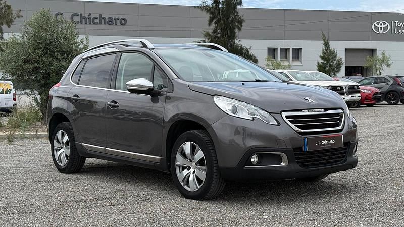 Usado Peugeot 2008 Allure 100 HP (73 kW) 2016 Cinza SUV