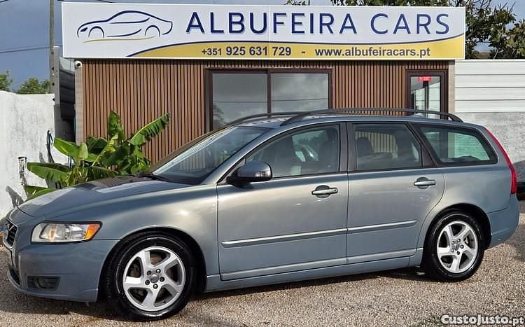 Cinza Usado 2011 Volvo V50 Summum Carrinha | € 8.900 (Preço elevado) - Imagem 1/1