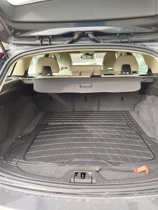 Usado Volvo V60 Momentum 2011 Carrinha