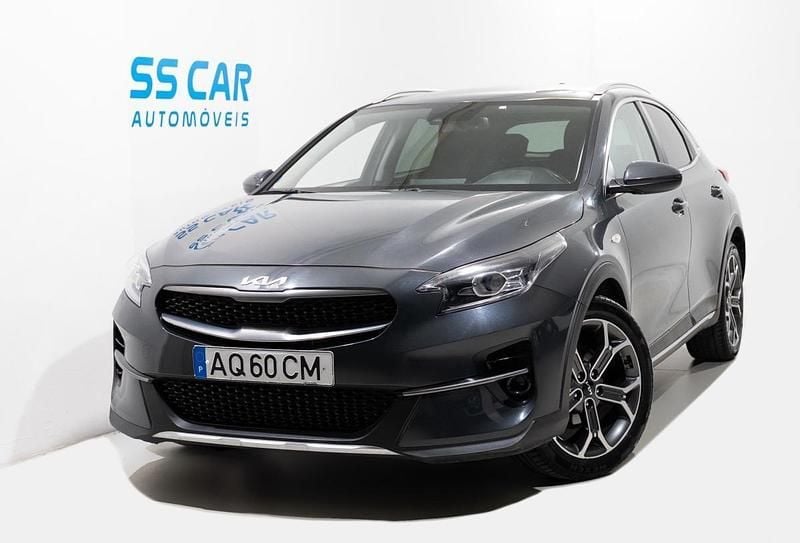 Cinza Usado 2022 Kia XCeed SUV | € 15.750 (Preço justo) - Imagem 1/4