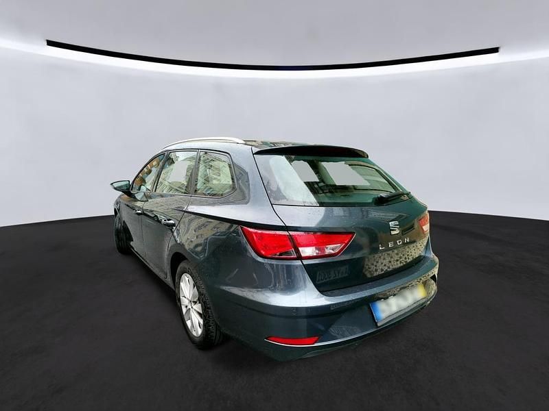Usado Seat Leon ST 115 HP (84 kW) 2019 Antracite Carrinha