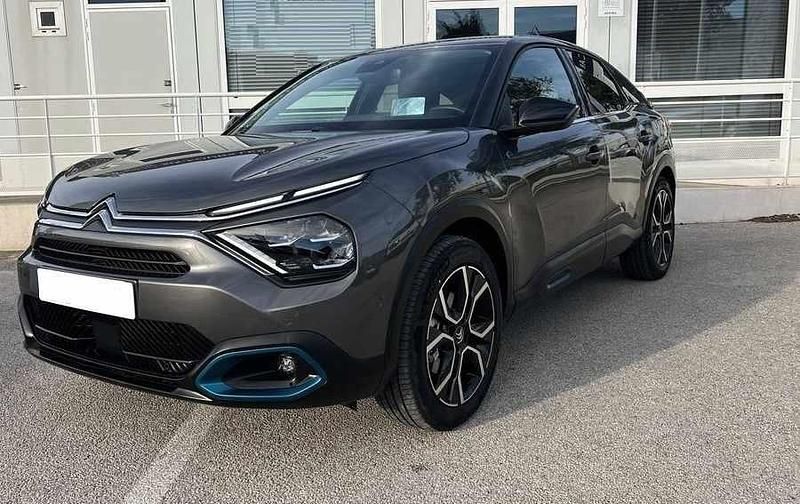 Usado Citroën e-C4 100 kW (136 HP) 2022 Cinzento