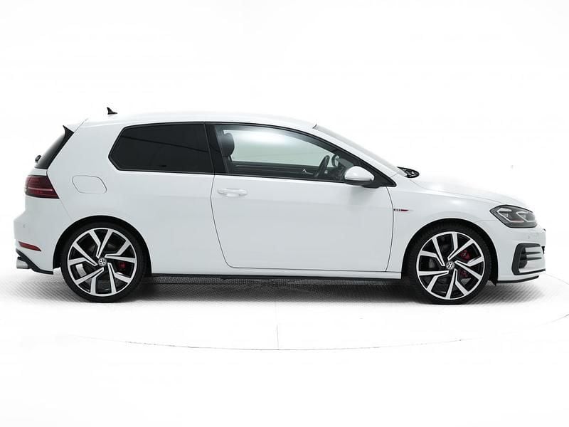 Branco Usado 2017 VW Golf VII | € 22.990 (Super Preço) - Imagem 1/3