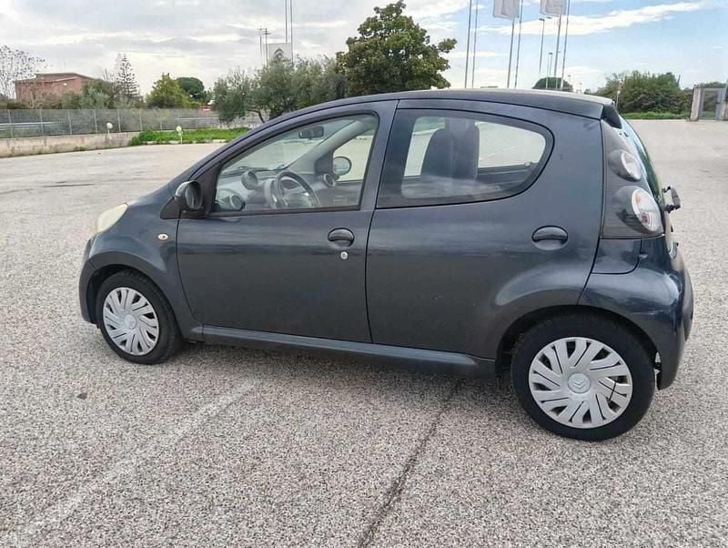 Usado Citroën C1 68 HP (50 kW) 2008 Antracite Citadino