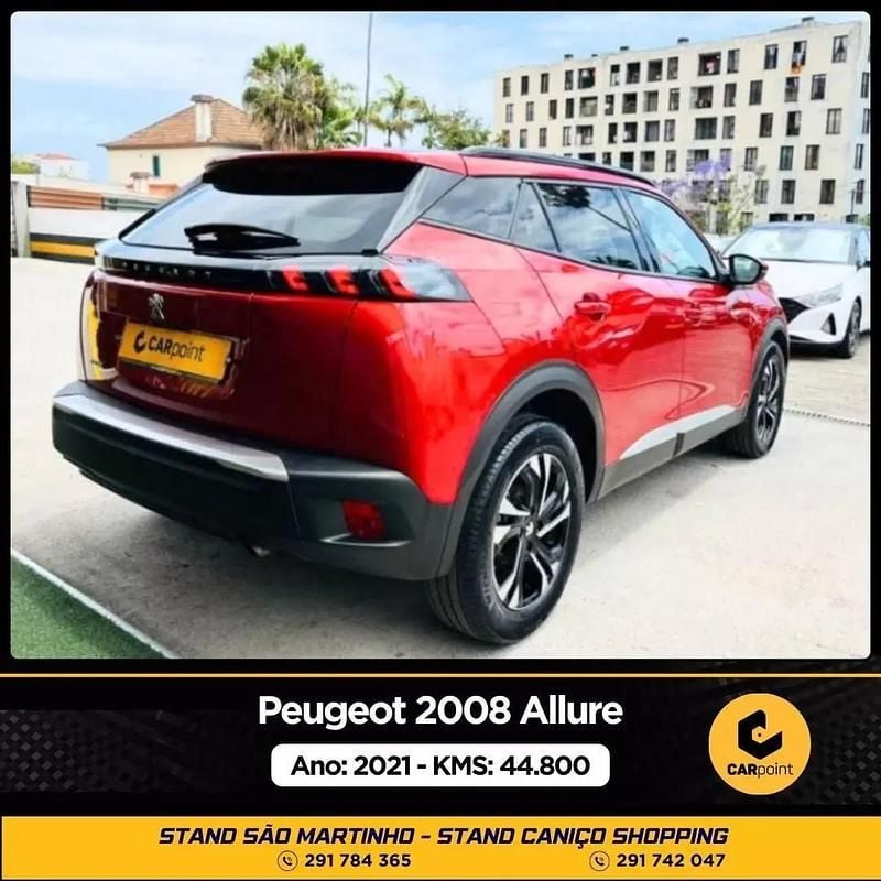 Usado Peugeot 2008 Allure 102 HP (75 kW) 2021 Vermelho SUV
