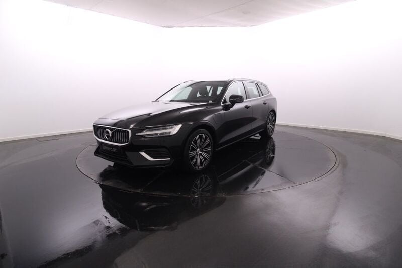Preto Usado 2021 Volvo V60 Carrinha | € 34.900 (Preço elevado) - Imagem 1/4