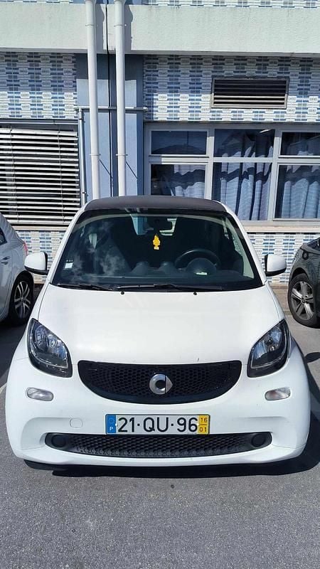 Branco Usado 2016 Smart ForTwo Coupé Coupé | € 10.000 (Super Preço) - Imagem 1/4