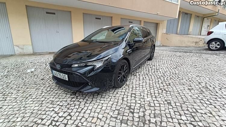 Preto Usado 2021 Toyota Corolla Comfort Carrinha | € 19.685 - Imagem 1/1