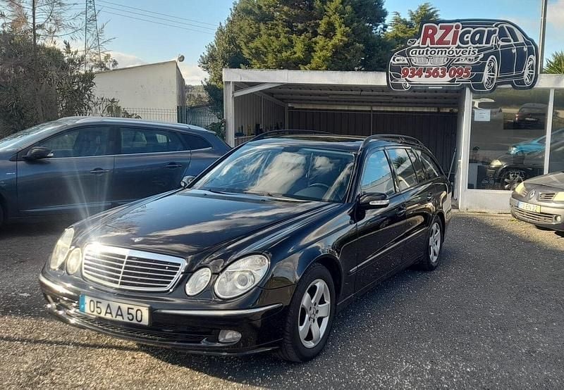 Preto Usado 2004 Mercedes E220 Avantgarde Carrinha | € 7.900 - Imagem 1/4