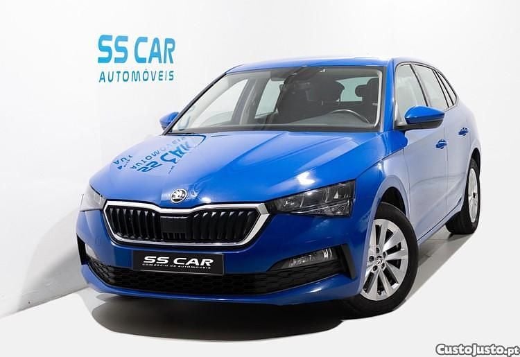 Azul Usado 2023 Skoda Scala Style Citadino | € 13.850 (Bom preço) - Imagem 1/1